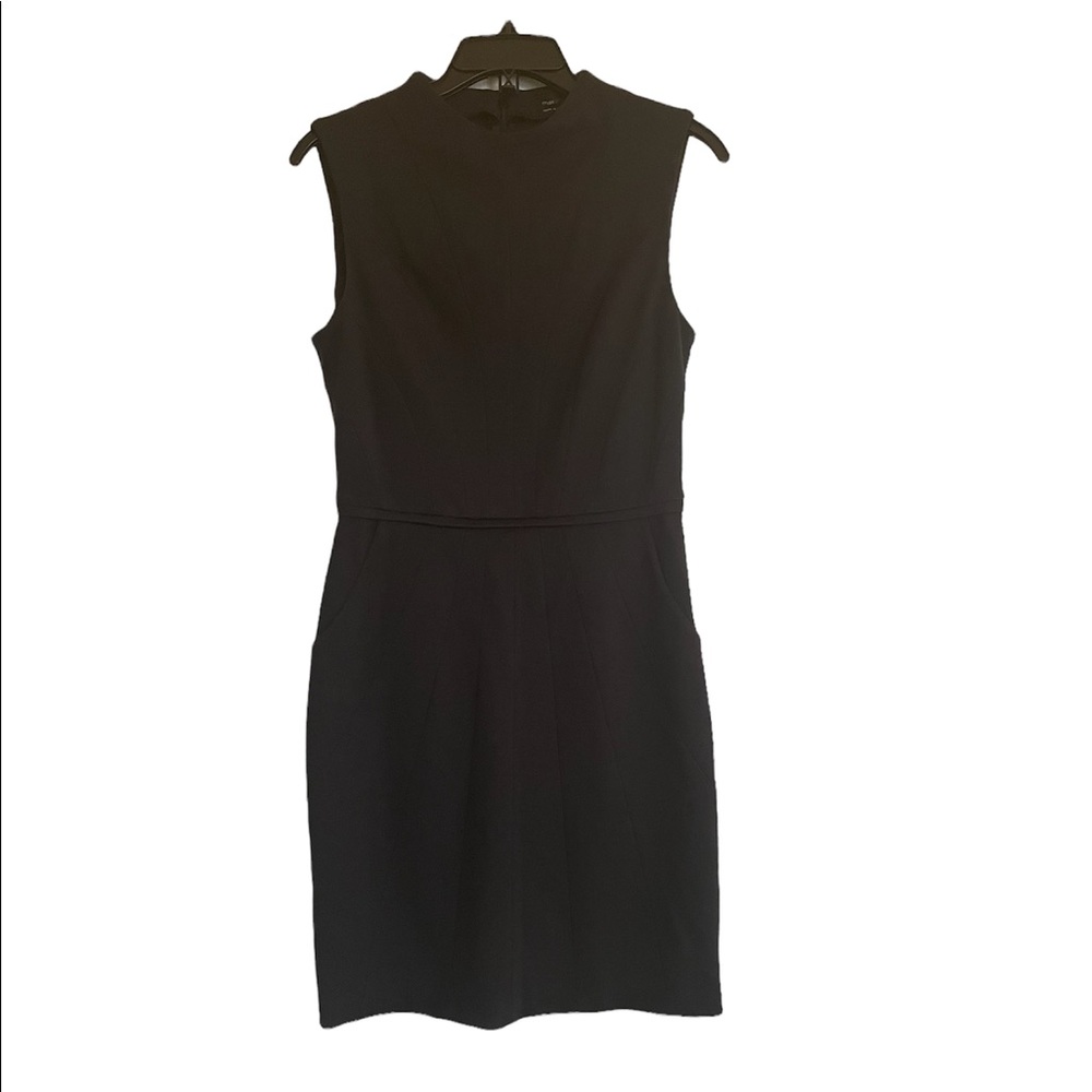 MAX AND CLEO Black Sleeveless Dress with Pockets